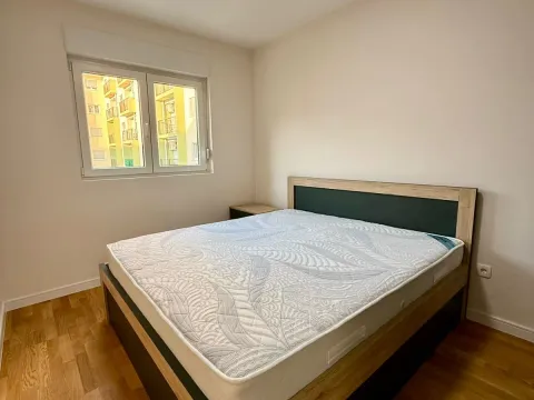 Izdavanje, jednosoban stan, 43m², Pobrežje, Podgorica - image 5