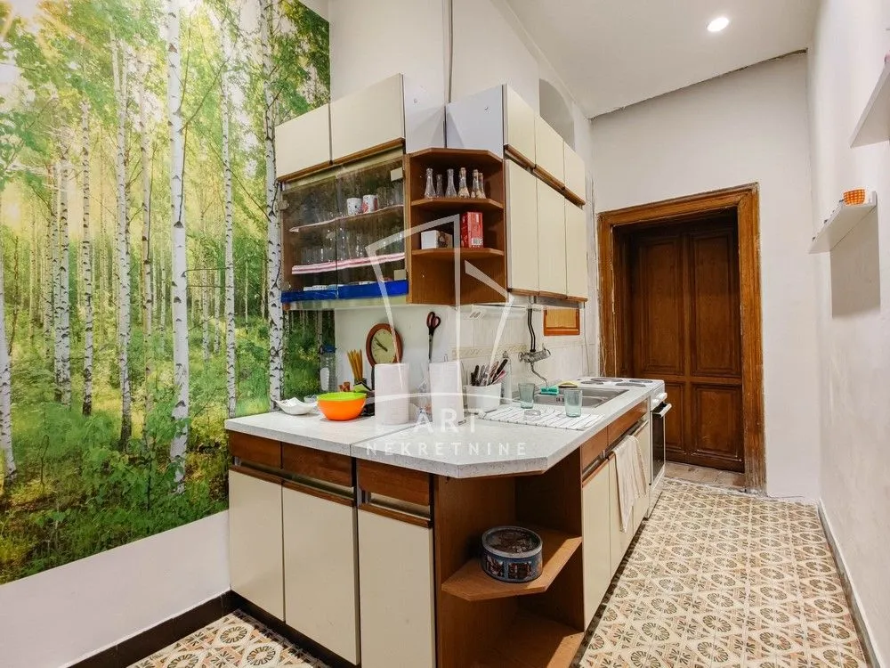 Sale, three bedroom apartment, 160m², Tolicin Venac, Beograd