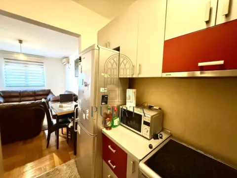 Prodaja, dvosoban stan, 55m², Stari Aerodrom, Podgorica - image 10