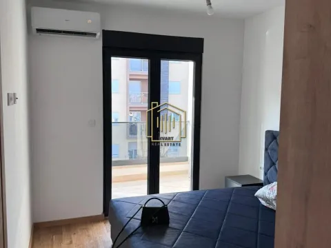 Rent, one bedroom apartment, 45m², City Kvart, Podgorica - image 2