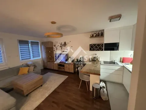 Izdavanje, trosoban stan, 63m², Adice, Novi Sad Sve Podlokacije - image 2