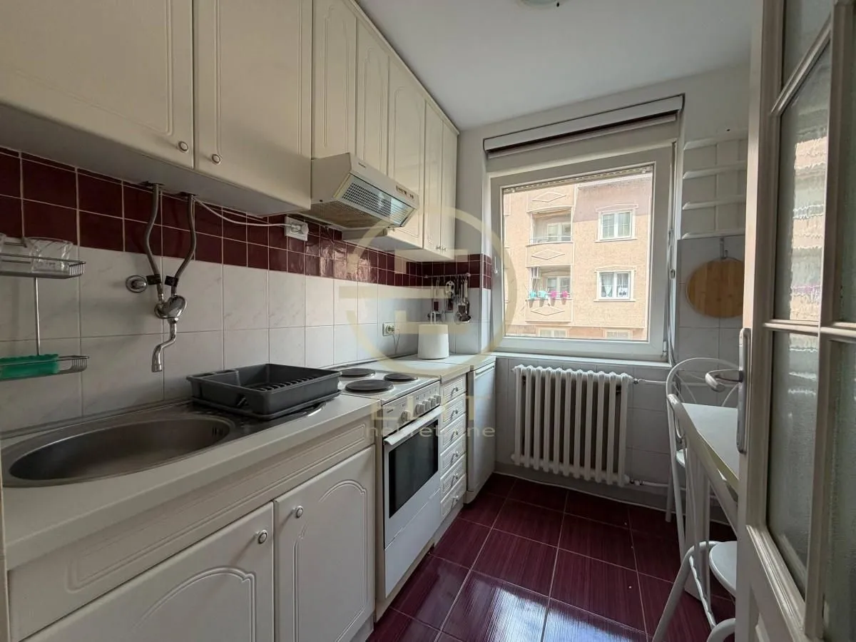 Izdavanje, stan, 50m², Sajam, Novi Sad Sve Podlokacije