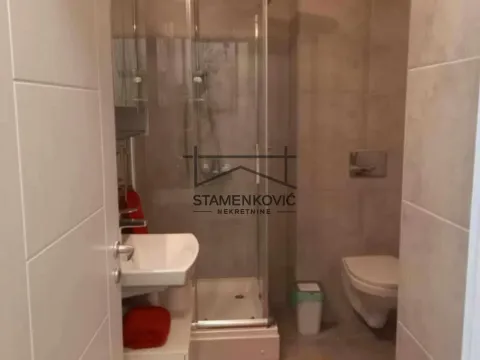 Izdavanje, jednosoban stan, 40m², Novo naselje, Novi Sad - image 4