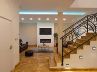 Izdavanje, kuća, 417m², Jajinci, Voždovac Sve Podlokacije - image 7