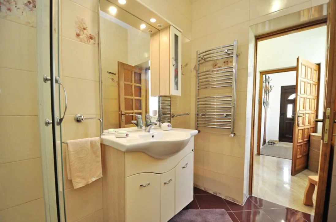 Prodaja, kuća, 283m², Seljanovo, Tivat