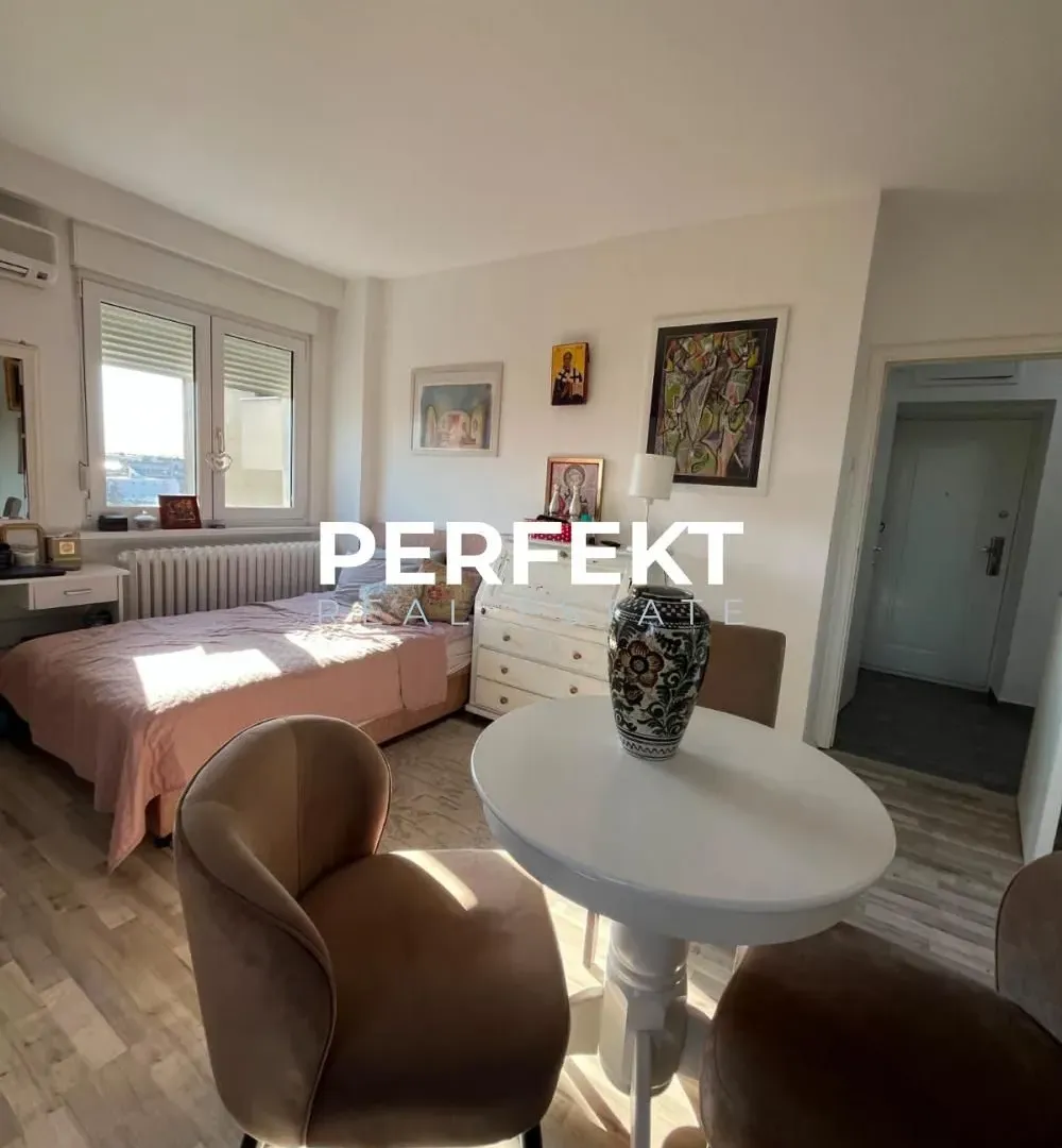Prodaja, jednosoban stan, 48m², Centar, Pančevo