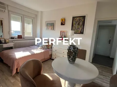 Prodaja, jednosoban stan, 48m², Centar, Pančevo - image 3