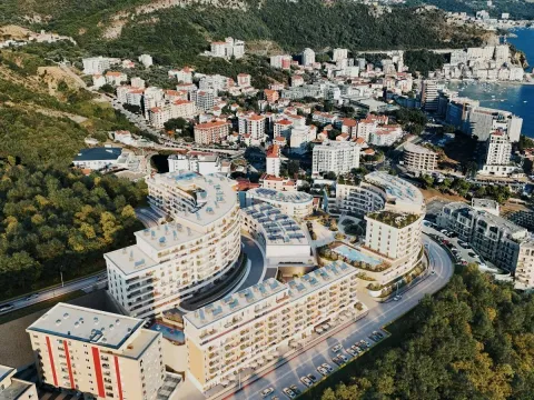 Sale, one bedroom apartment, 60m², Bečići, Budva - image 10