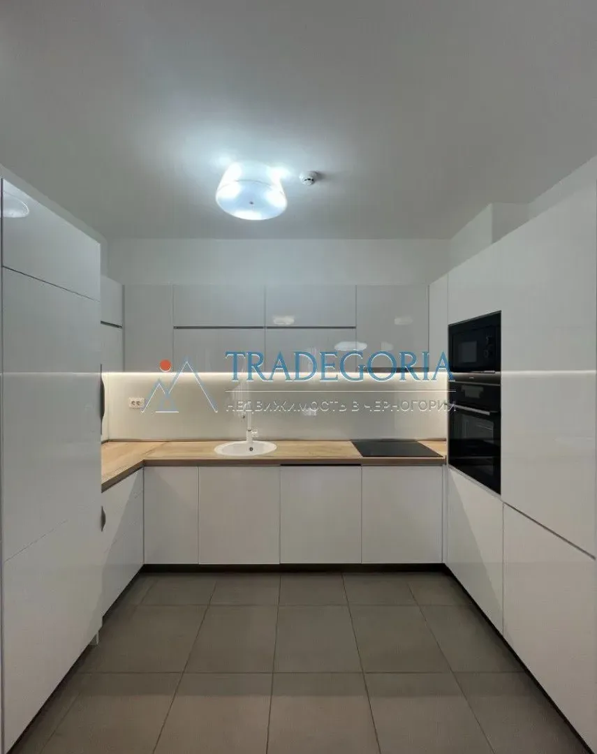Prodaja, dvosoban stan, 65m², Podgorica, Crna Gora
