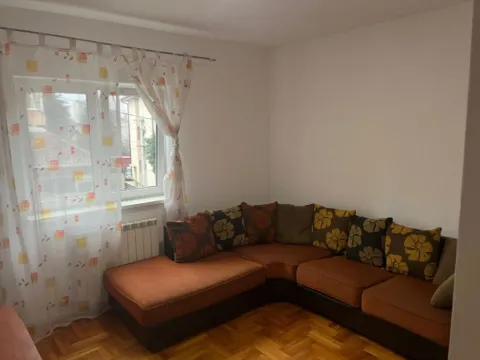 Izdavanje, trosoban stan, 120m², Zvezdara Sve Podlokacije, Beograd - image 13