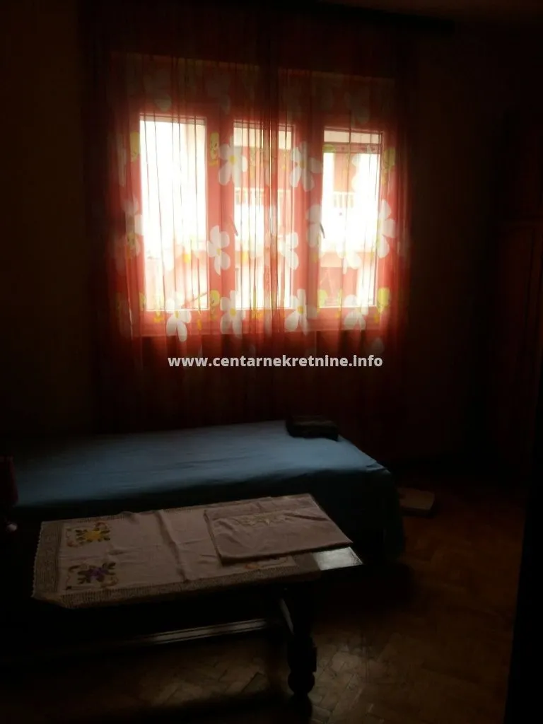 Prodaja, kuća, 119m², Dalmatinska ulica, Podgorica