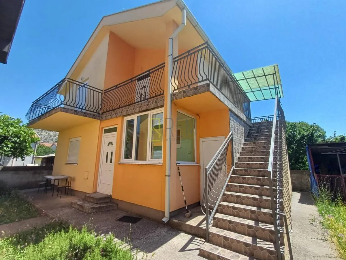 Prodaja, kuća, 120m², Podgorica, Crna Gora