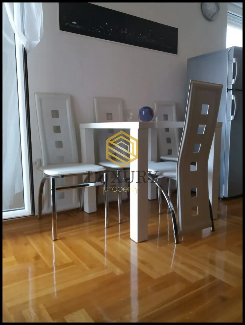 Rent, studio apartment, 30m², Tuški Put, Podgorica
