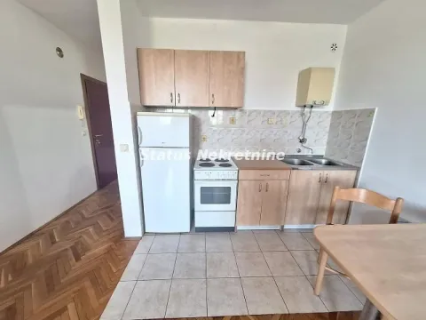 Izdavanje, garsonjera, 30m², Bulevar Oslobodjenja, Novi Sad Sve Podlokacije - image 4
