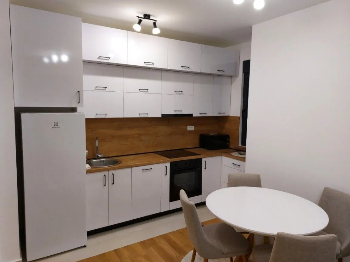Izdavanje, dvosoban stan, 55m², New City, Podgorica