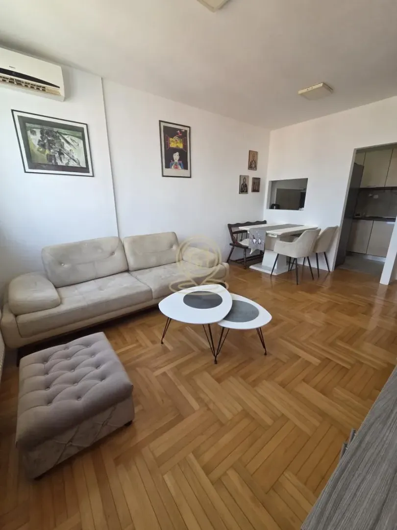 Prodaja, dvosoban stan, 58m², Medijana, Niš