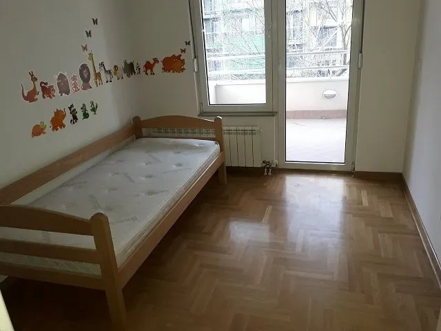 Izdavanje, dvosoban stan, 60m², Lion, Zvezdara Sve Podlokacije