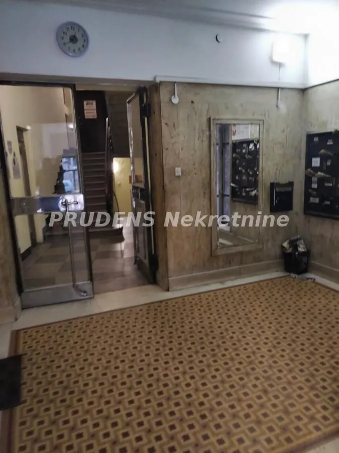 Sale, three bedroom apartment, 80m², Stari Grad, Beograd