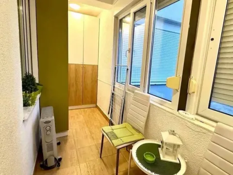 Rent, studio apartment, 29m², Blok 9, Podgorica - image 7