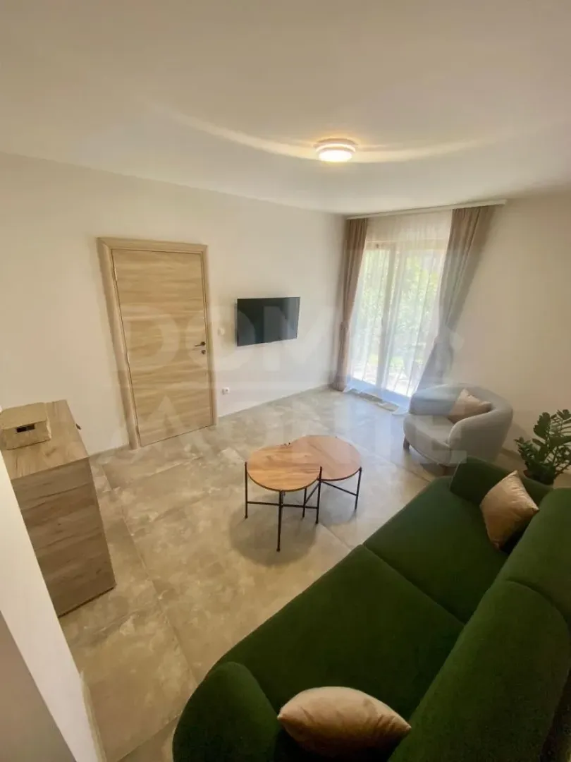Izdavanje, dvosoban stan, 52m², Marići, Tivat