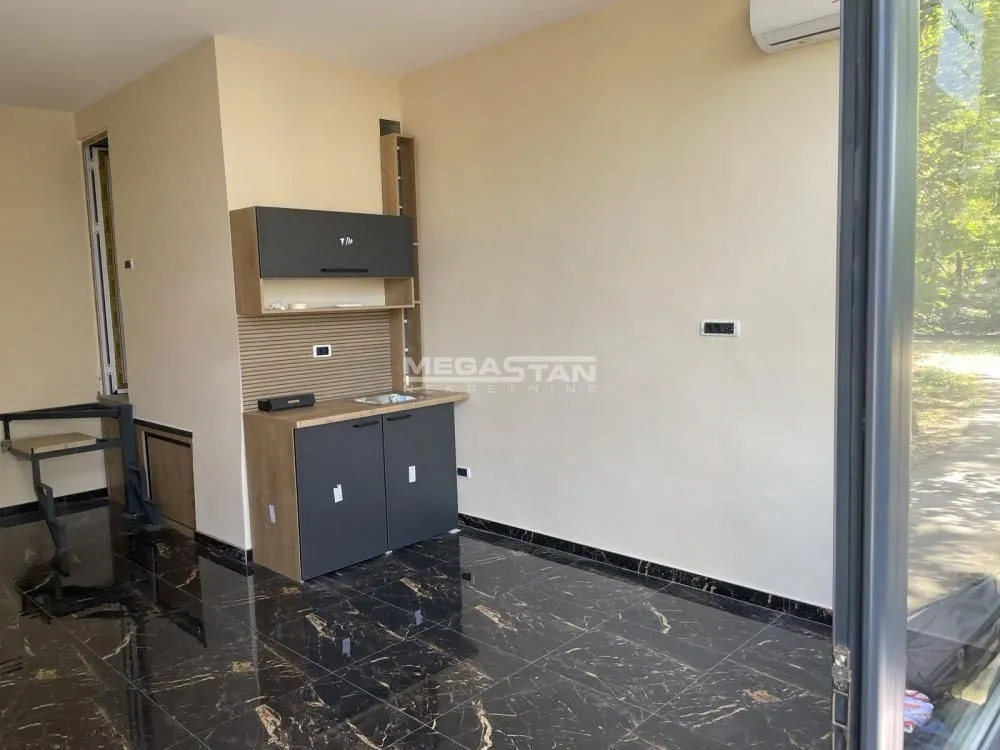 Izdavanje, poslovni prostor, 23m², Novi Beograd Sve Podlokacije, Beograd