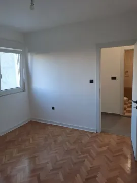 Sale, two bedroom apartment, 72m², Pobrežje, Podgorica - image 4