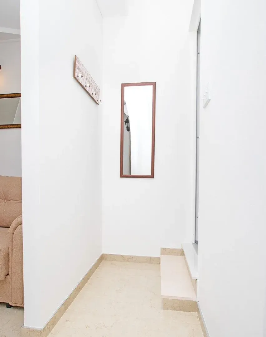 Rent, one bedroom apartment, 65m², Centar, Tivat