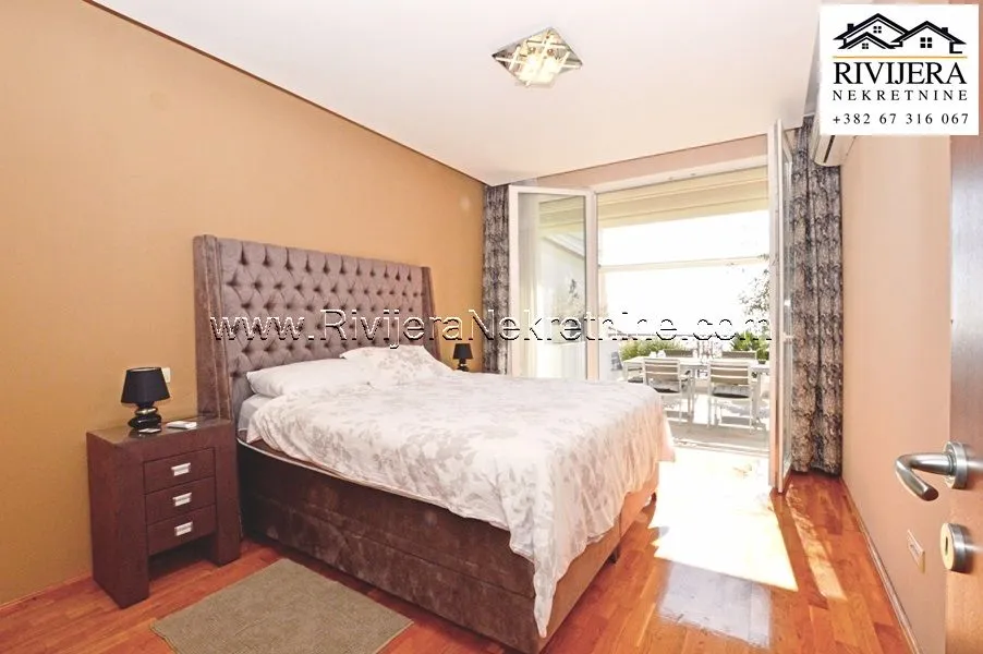 Prodaja, trosoban stan, 220m², Topla, Herceg Novi