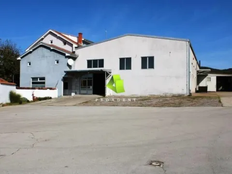 Rent, office space, 1500m², Crveni Krst, Niš