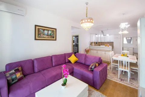 Prodaja, dvosoban stan, 51m², Bečići, Budva - image 14