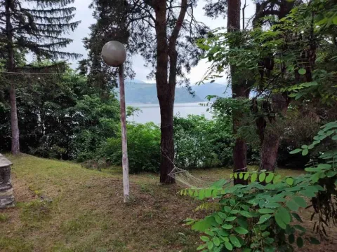 Prodaja, kuća, 70m², Donji Milanovac, Majdanpek - image 1