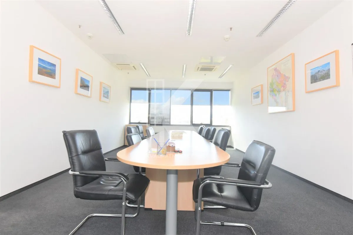 Rent, office space, 318m², Preko Morače, Podgorica