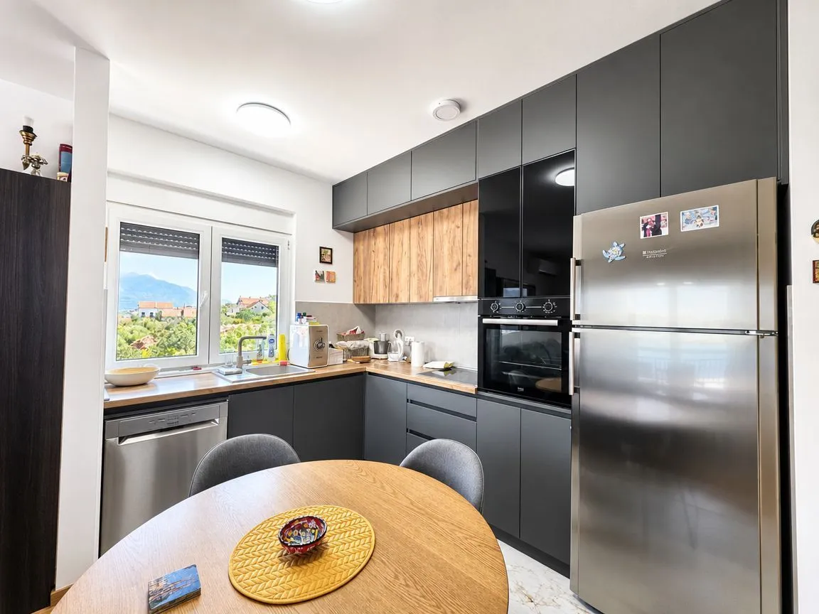 Prodaja, jednosoban stan, 51m², Đuraševići, Tivat
