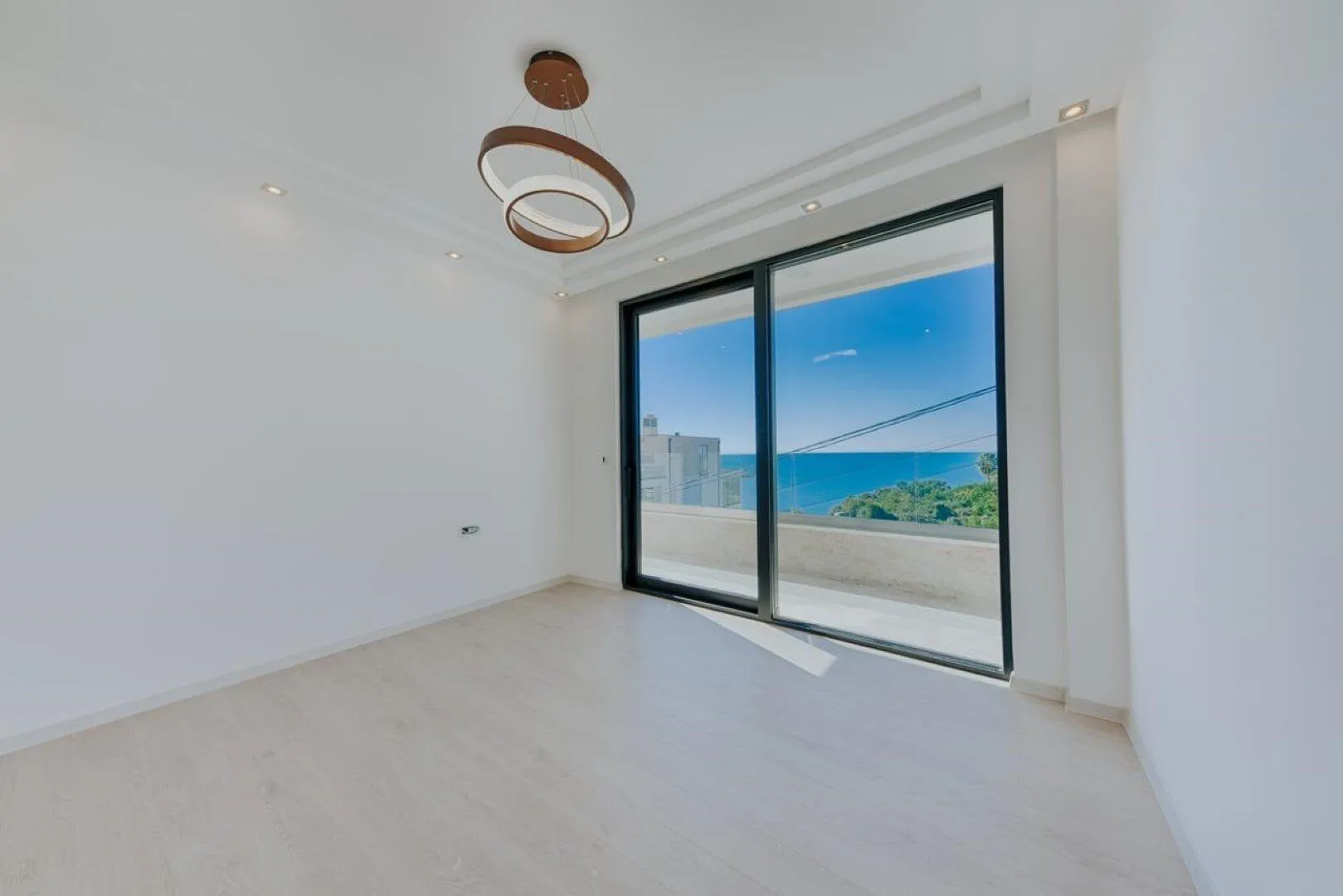 Sale, house, 365m², Utjeha, Bar