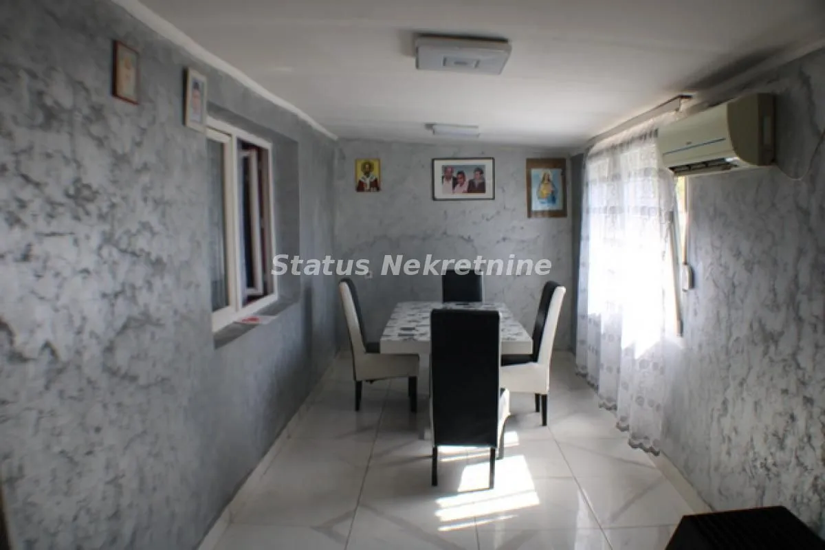 Prodaja, kuća, 110m², Slana Bara, Novi Sad Sve Podlokacije