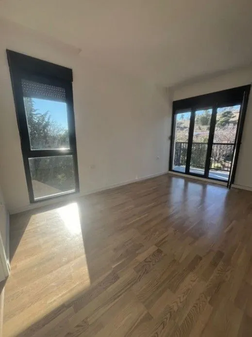 Prodaja, trosoban stan, 90m², Gorica C, Podgorica