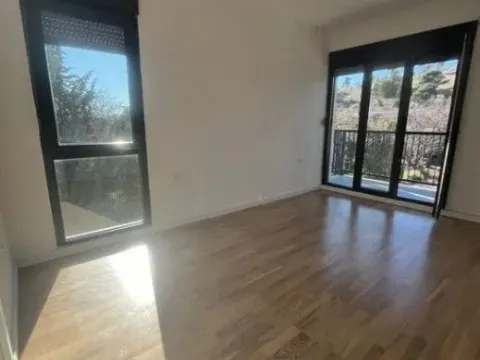 Prodaja, trosoban stan, 90m², Gorica C, Podgorica - image 1