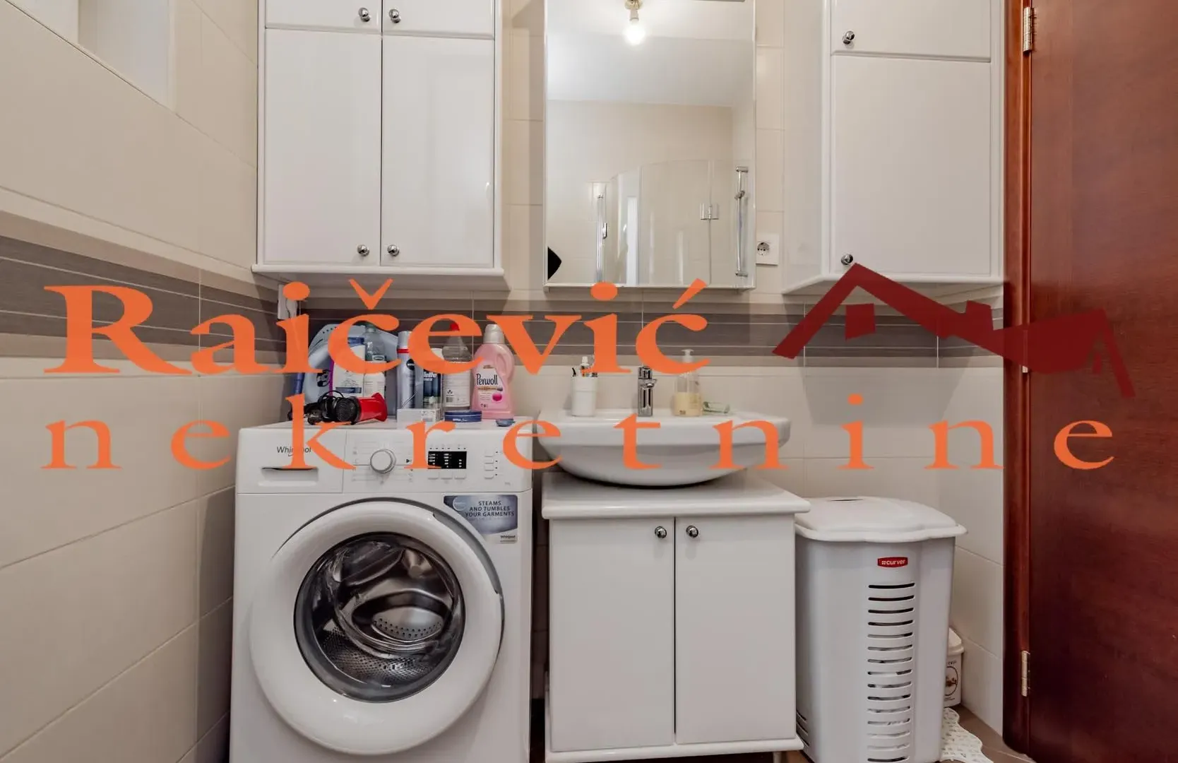 Sale, three bedroom apartment, 98m², Savski Venac, Beograd