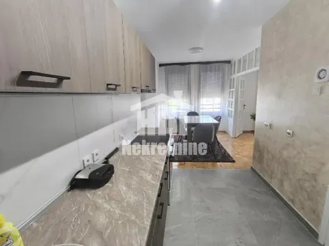 Rent, one bedroom apartment, 43m², Vračar Sve Podlokacije, Beograd - image 8