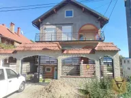 Rent, house, 240m², Boljevci, Surčin - image 1