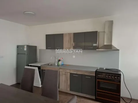 Izdavanje, kuća, 202m², Ledine, Beograd - image 6