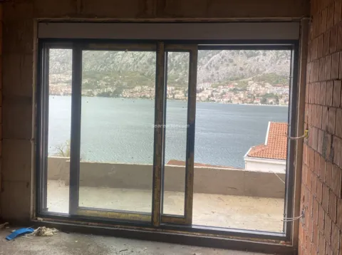 Prodaja, jednosoban stan, 55m², Kotor, Crna Gora - image 4