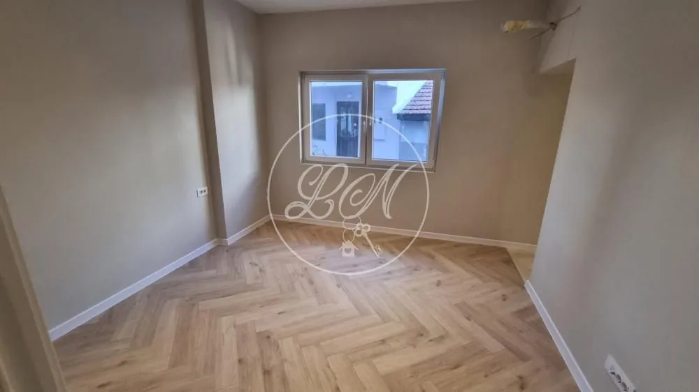 Prodaja, jednosoban stan, 44m², Zemun Centar, Zemun Sve Podlokacije