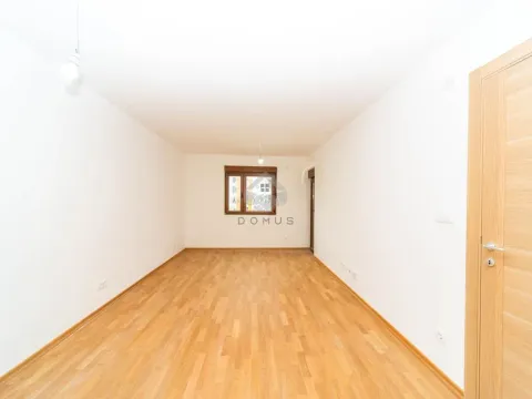 Rent, one bedroom apartment, 49m², Stari Aerodrom, Podgorica - image 2