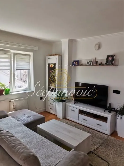 Prodaja, trosoban stan, 87m², Telep južni, Novi Sad Sve Podlokacije
