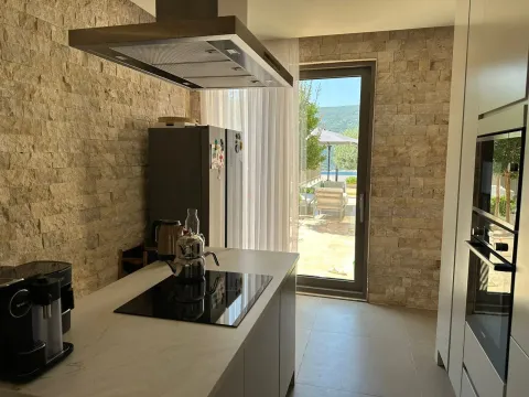 Prodaja, kuća, 168m², Kumbor, Herceg Novi - image 11