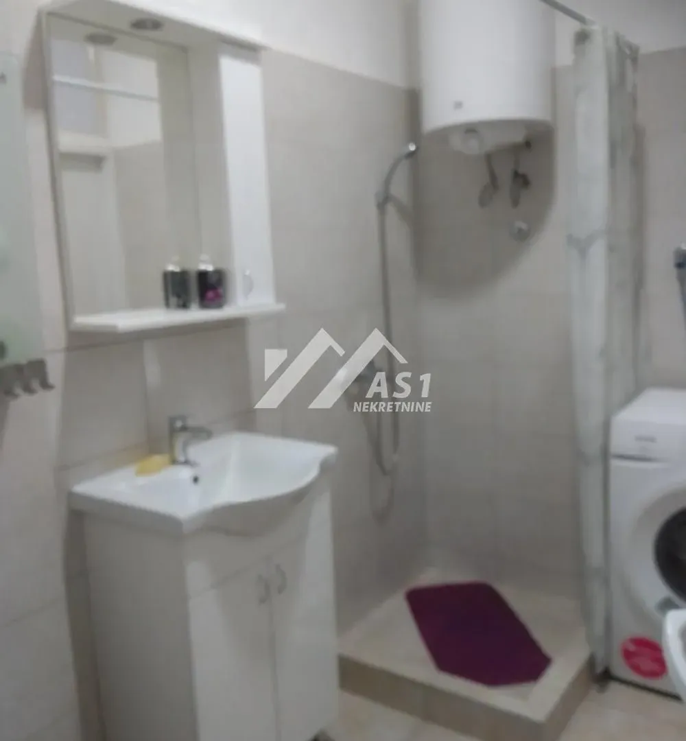 Izdavanje, jednosoban stan, 35m², Novi Sad Sve Podlokacije, Novi Sad