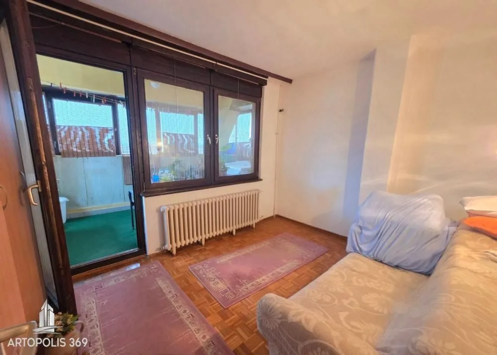 Prodaja, trosoban stan, 75m², Novi Beograd Blok 72, Novi Beograd Sve Podlokacije