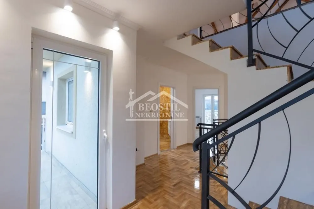 Izdavanje, kuća, 417m², Jajinci, Voždovac Sve Podlokacije