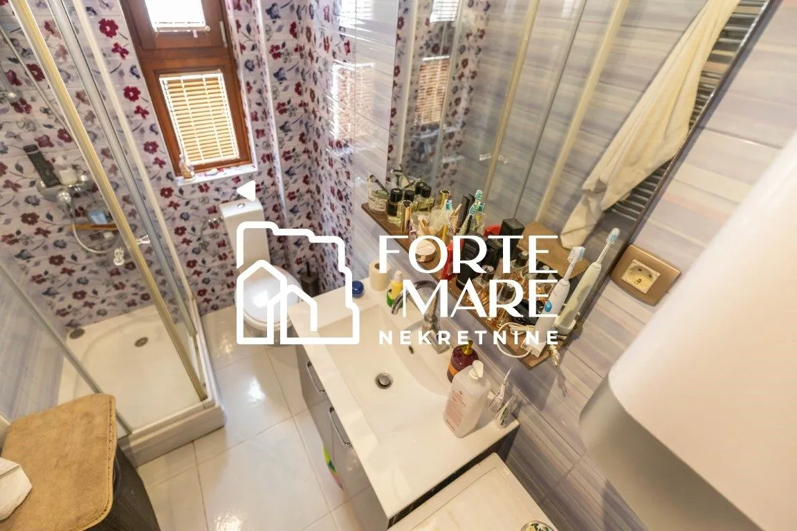 Prodaja, kuća, 226m², Bijela, Herceg Novi